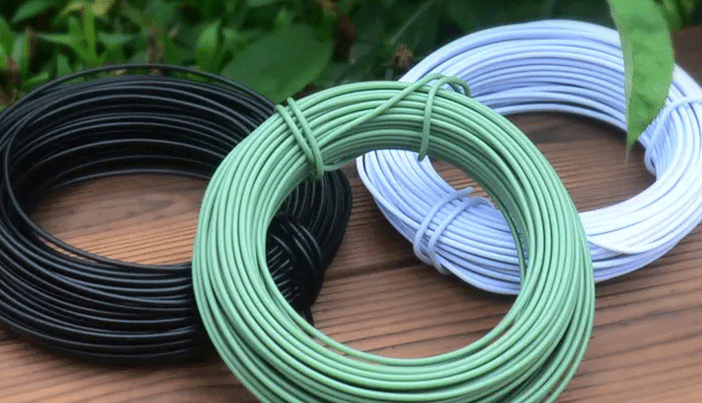 Comprendre les caractéristiques du fil revêtu de PVC