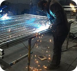 Étape 3: Production de masse (10-15 jours)
