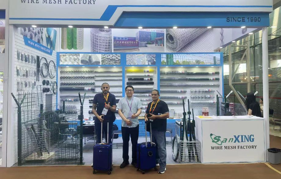 ANPING COUNTY SANXING METAL WIRE MESH Manufacturing Co., Ltd. Le 137th Spring Canton Fair a terminé avec succès: a remporté une commande d'intention de 100 millions de yuan, ouvrant un nouveau chapitre de la coopération mondiale